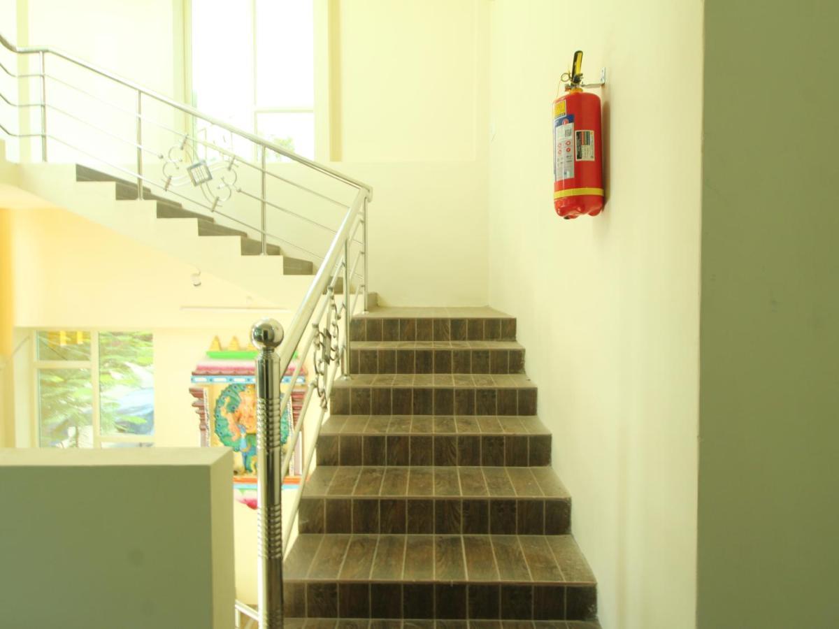 Jms Guest House Tirunallar Luaran gambar